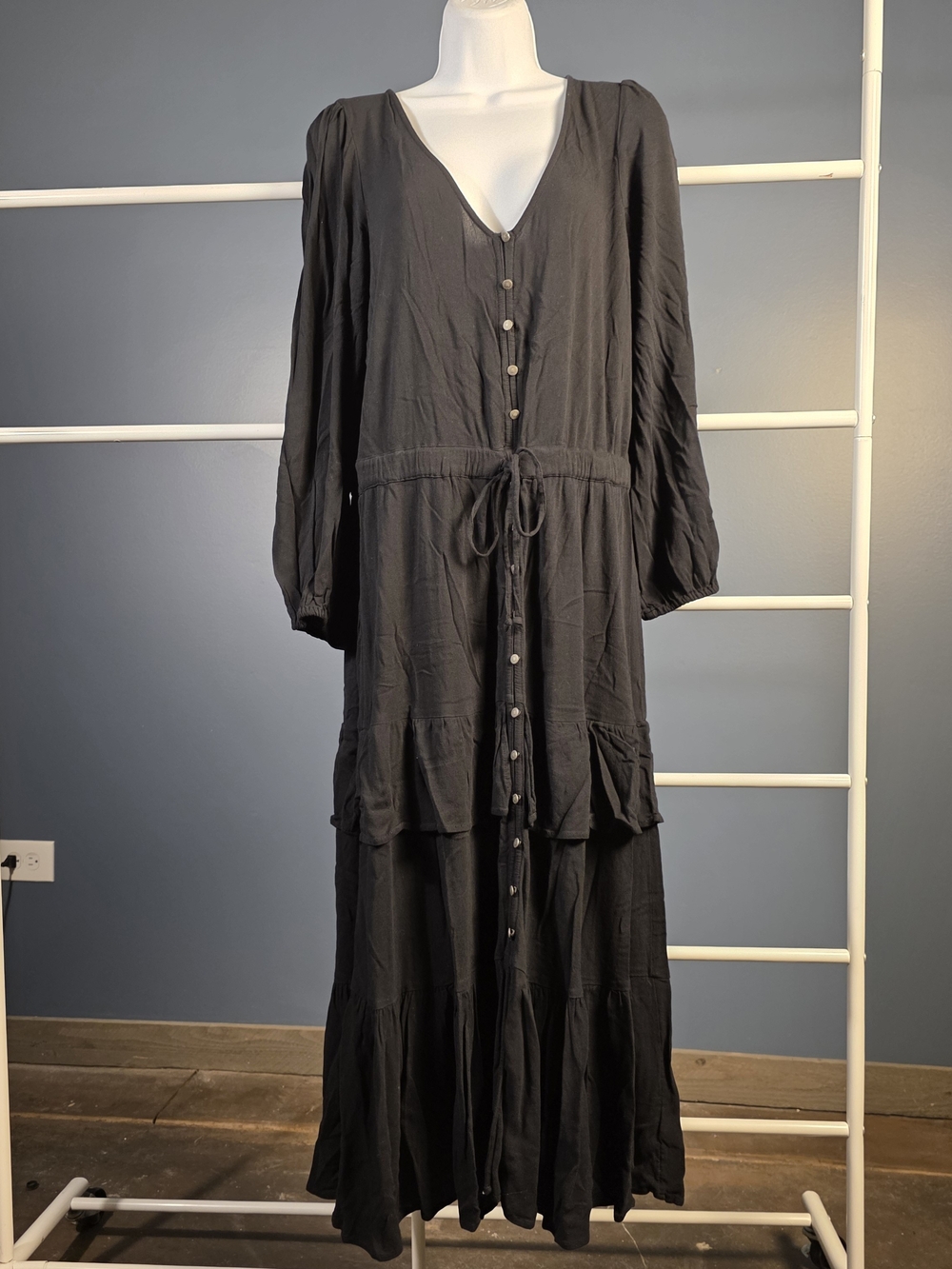 American Eagle Black Tiered Maxi Dress L
